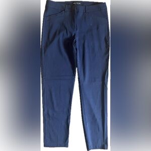 Zac & Rachel Navy Blue Slim Ankle dress pants. Excellent condition. Size 8.